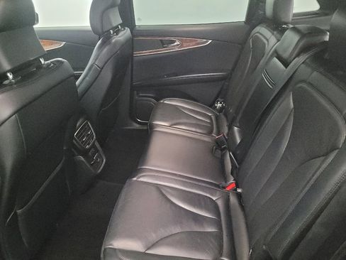 Used 2018 Lincoln MKX Reserve w/ Lincoln MKX Climate Package image 18