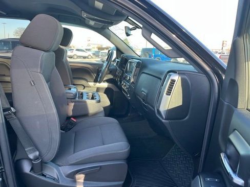 Used 2018 Chevrolet Silverado 1500 LT w/ All Star Edition image 22