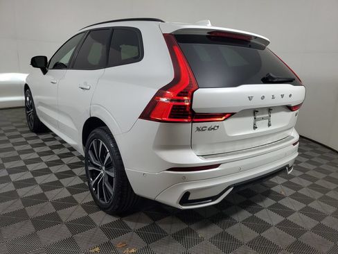 Used 2023 Volvo XC60 B5 Plus w/ Climate Package FWD image 6