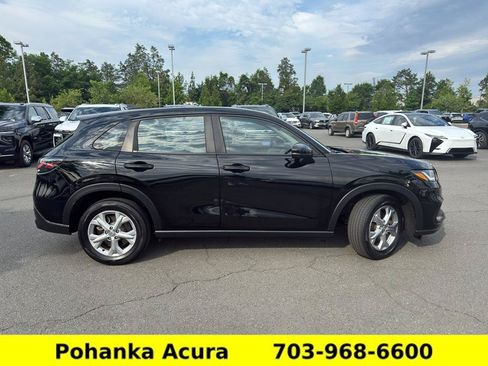Used 2023 Honda HR-V LX image 8