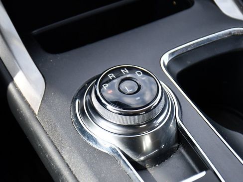 Used 2020 Ford Fusion SEL FWD image 27