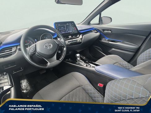 Used 2021 Toyota C-HR XLE FWD image 26