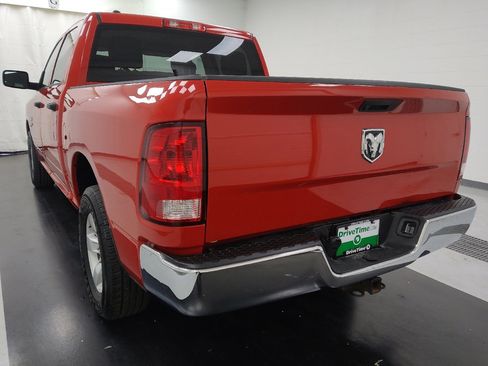 Used 2022 RAM 1500 Classic SLT RWD image 5