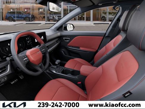 New 2025 Kia K4 GT-Line image 17