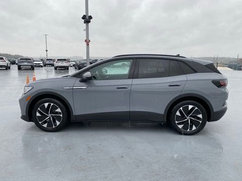 Used 2022 Volkswagen ID.4 Pro S image 5