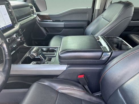 Used 2022 Ford F150 Lariat image 18