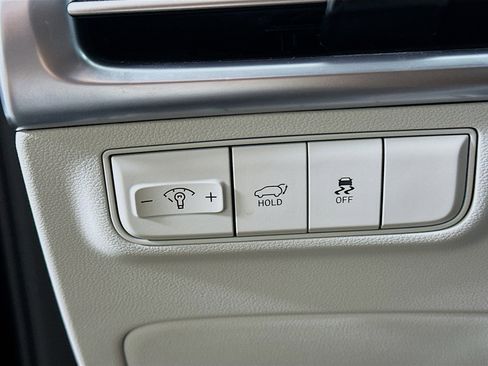 Used 2025 Hyundai Tucson SEL FWD image 17