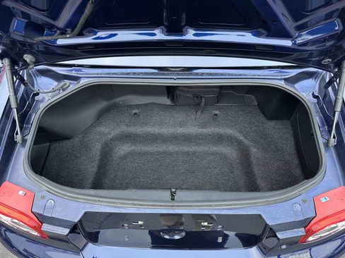 Used 2011 MAZDA MX-5 Miata Grand Touring w/ Appearance Pkg image 11