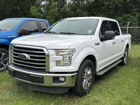 Used 2015 Ford F150 XLT w/ Equipment Group 301A Mid RWD image 11
