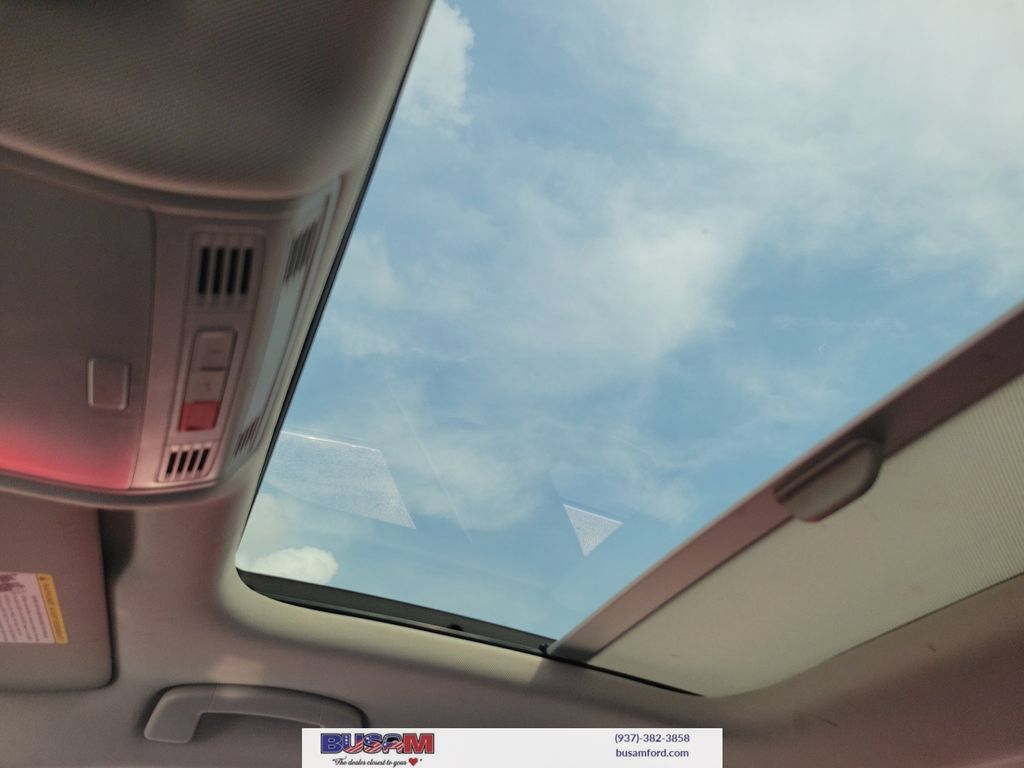 Used 2024 Volkswagen Jetta SE FWD image 26