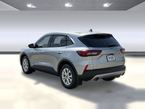 Certified 2024 Ford Escape Active w/ Tech Pack #1 FWD image 3
