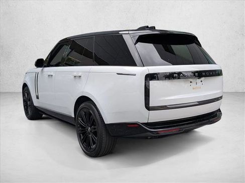Used 2025 Land Rover Range Rover Autobiography AWD/4WD image 8