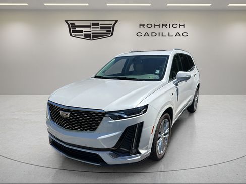 Used 2021 Cadillac XT6 Premium Luxury AWD/4WD image 1