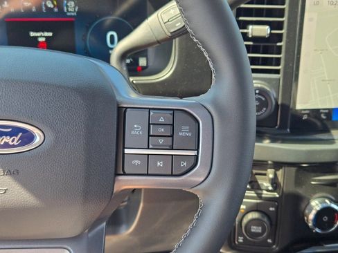 New 2026 Ford F250 Lariat w/ Black Appearance Package AWD/4WD image 39