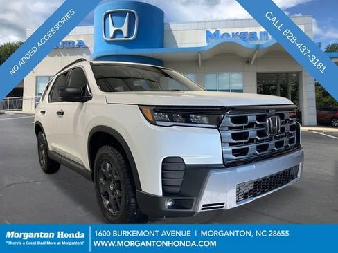 New 2026 Honda Pilot TrailSport image 10