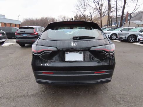 Certified 2024 Honda HR-V LX image 5