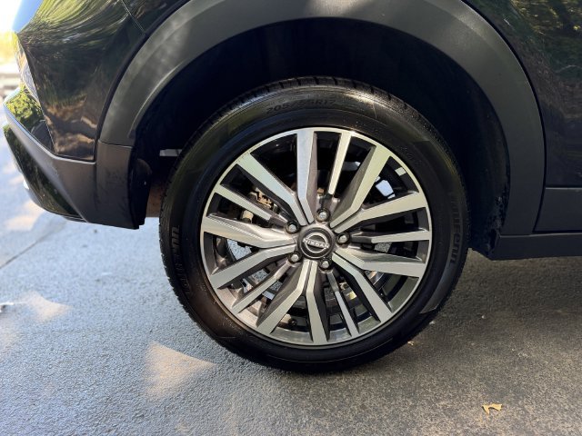 Used 2024 Nissan Kicks SR FWD image 42