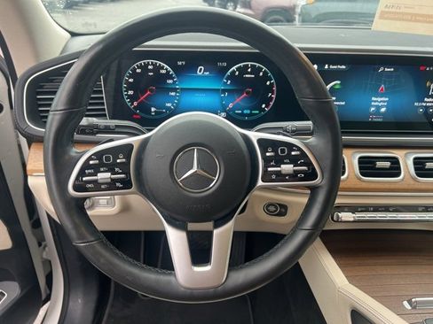 Used 2021 Mercedes-Benz GLS 450 4MATIC image 16