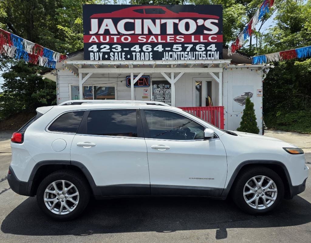 Used 2014 Jeep Cherokee Latitude FWD image 1