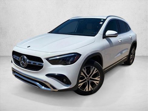 Used 2025 Mercedes-Benz GLA 250 4MATIC image 19