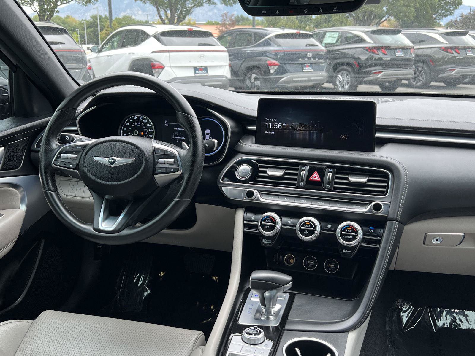 Used 2023 Genesis G70 2.0T AWD/4WD image 7