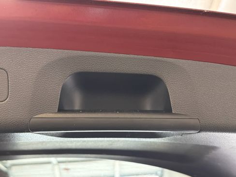 Used 2023 Kia Telluride S w/ S Sunroof Package FWD image 8