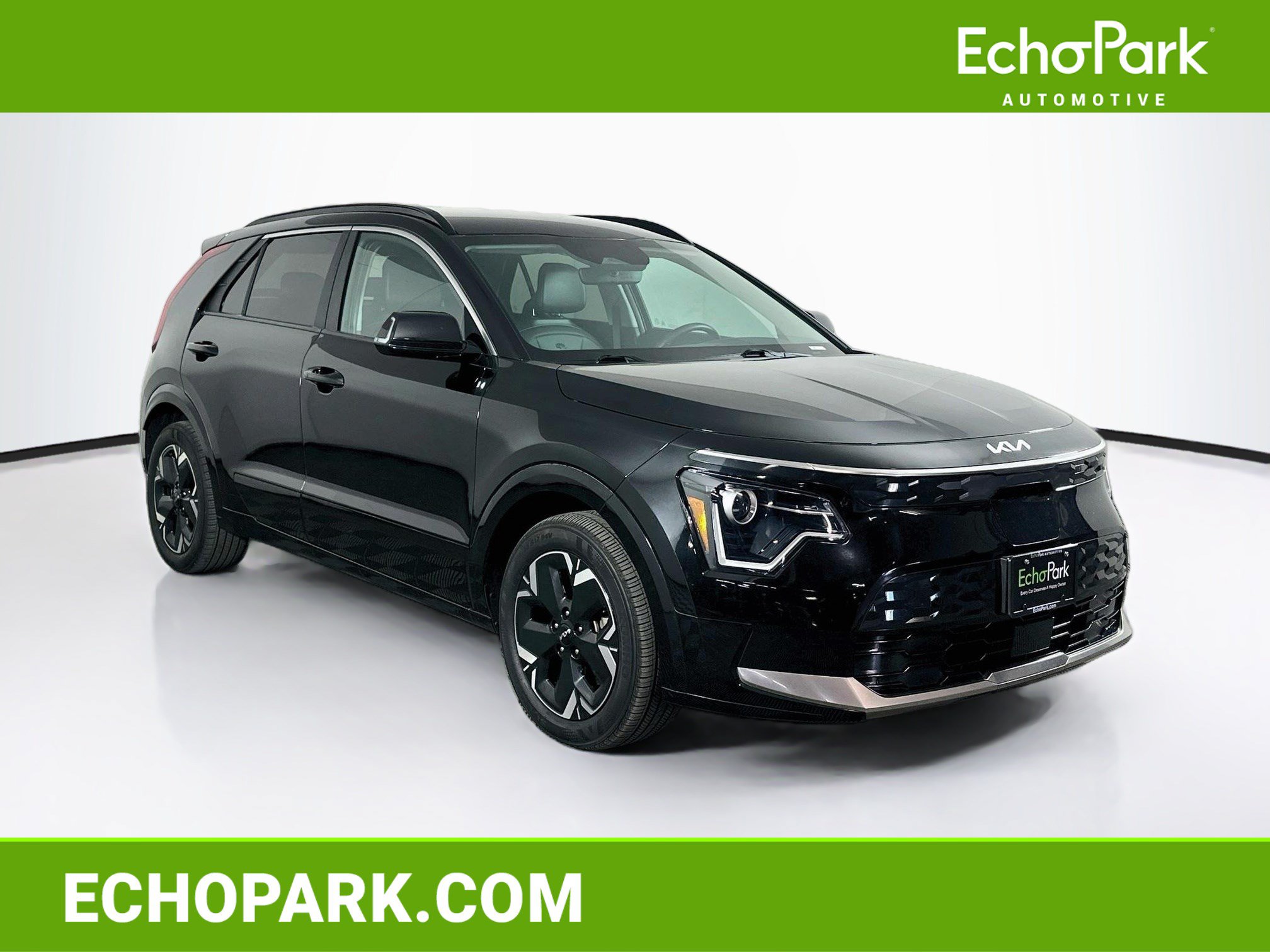 Used 2024 Kia Niro Wind w/ Wind Preserve Package FWD image 1