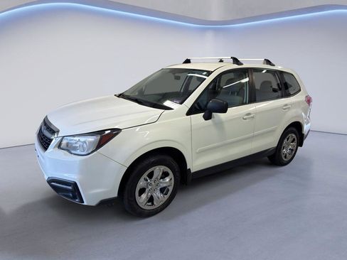 Used 2018 Subaru Forester 2.5i image 3