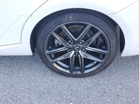 Used 2019 Lexus IS 300 F Sport w/ F Sport Package RWD image 5