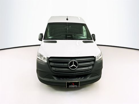 New 2025 Mercedes-Benz Sprinter 2500 image 2