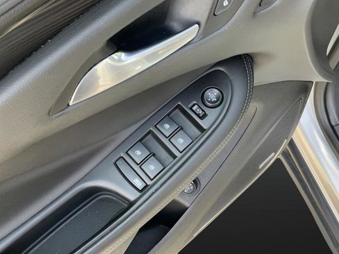 Certified 2019 Buick Envision Premium AWD/4WD image 26