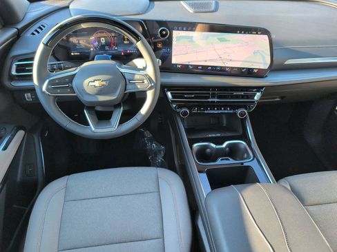 New 2026 Chevrolet Traverse LT w/ Enhanced Driving Package FWD image 24