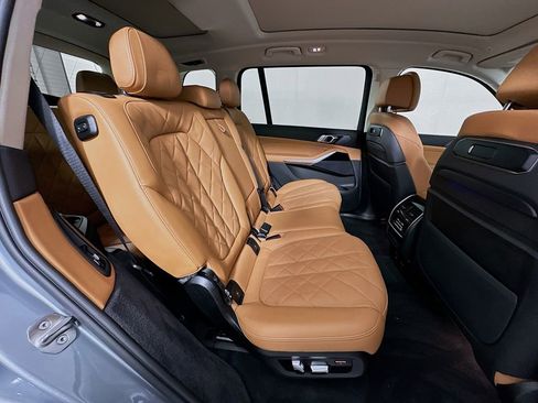 Certified 2024 BMW X7 xDrive40i image 29