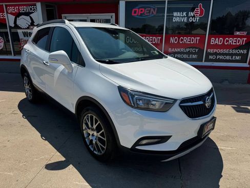 Used 2018 Buick Encore Sport Touring w/ Safety Package AWD/4WD image 5