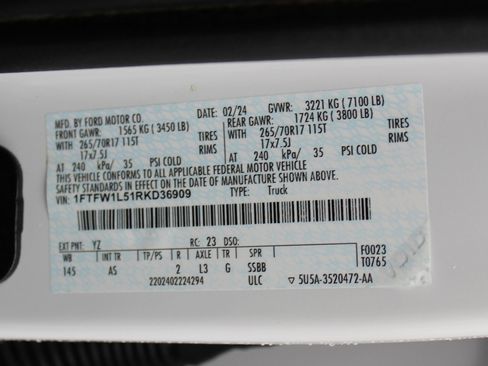 Used 2024 Ford F150 XL image 40