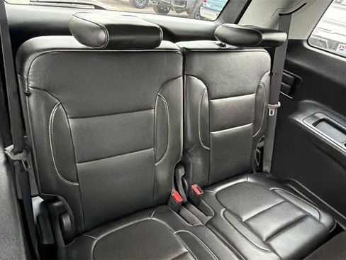 Used 2021 GMC Acadia SLT w/ Preferred Package image 20