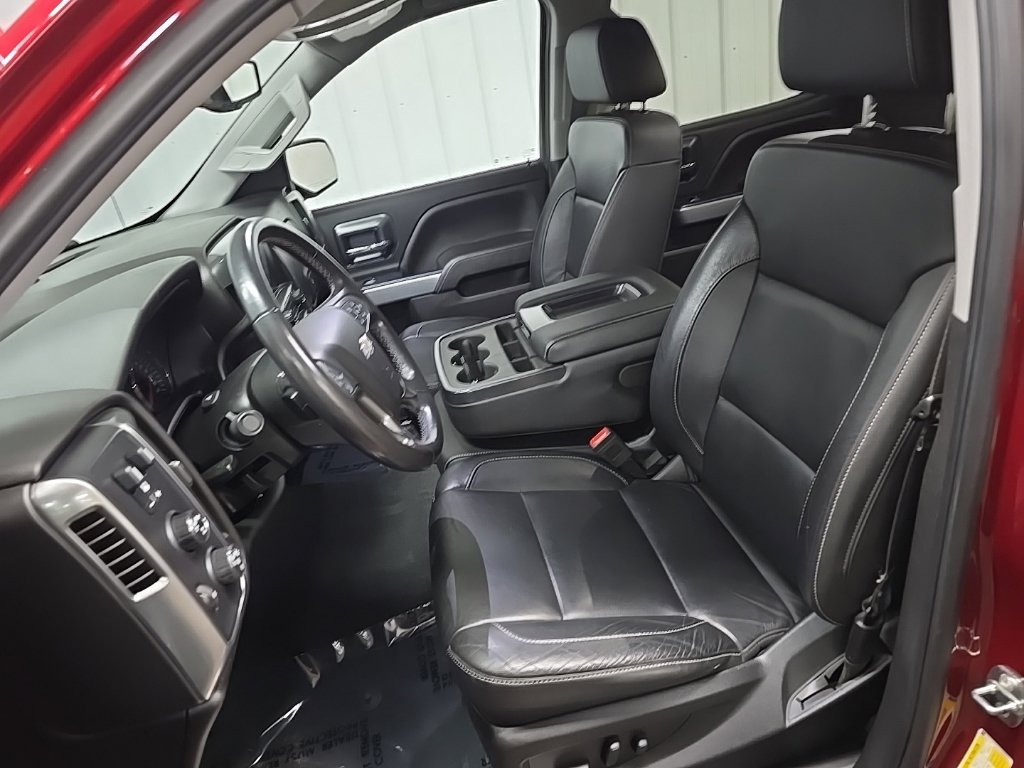 Used 2018 Chevrolet Silverado 1500 LT w/ All Star Edition AWD/4WD image 29