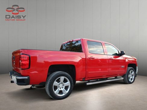 Used 2018 Chevrolet Silverado 1500 LT w/ Texas Edition image 5