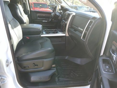 Used 2017 RAM 3500 Laramie w/ Convenience Group image 20