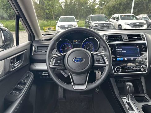 Used 2019 Subaru Outback 2.5i Premium AWD/4WD image 11