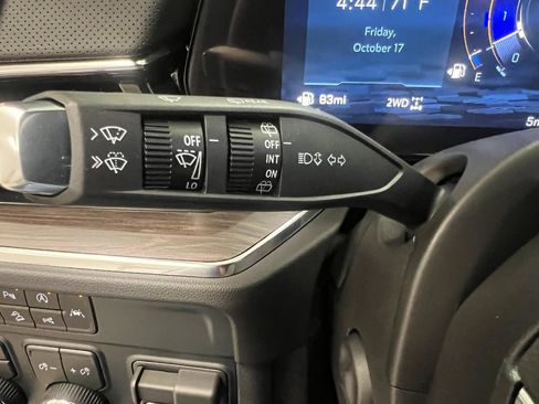 New 2026 Chevrolet Tahoe Premier AWD/4WD image 38