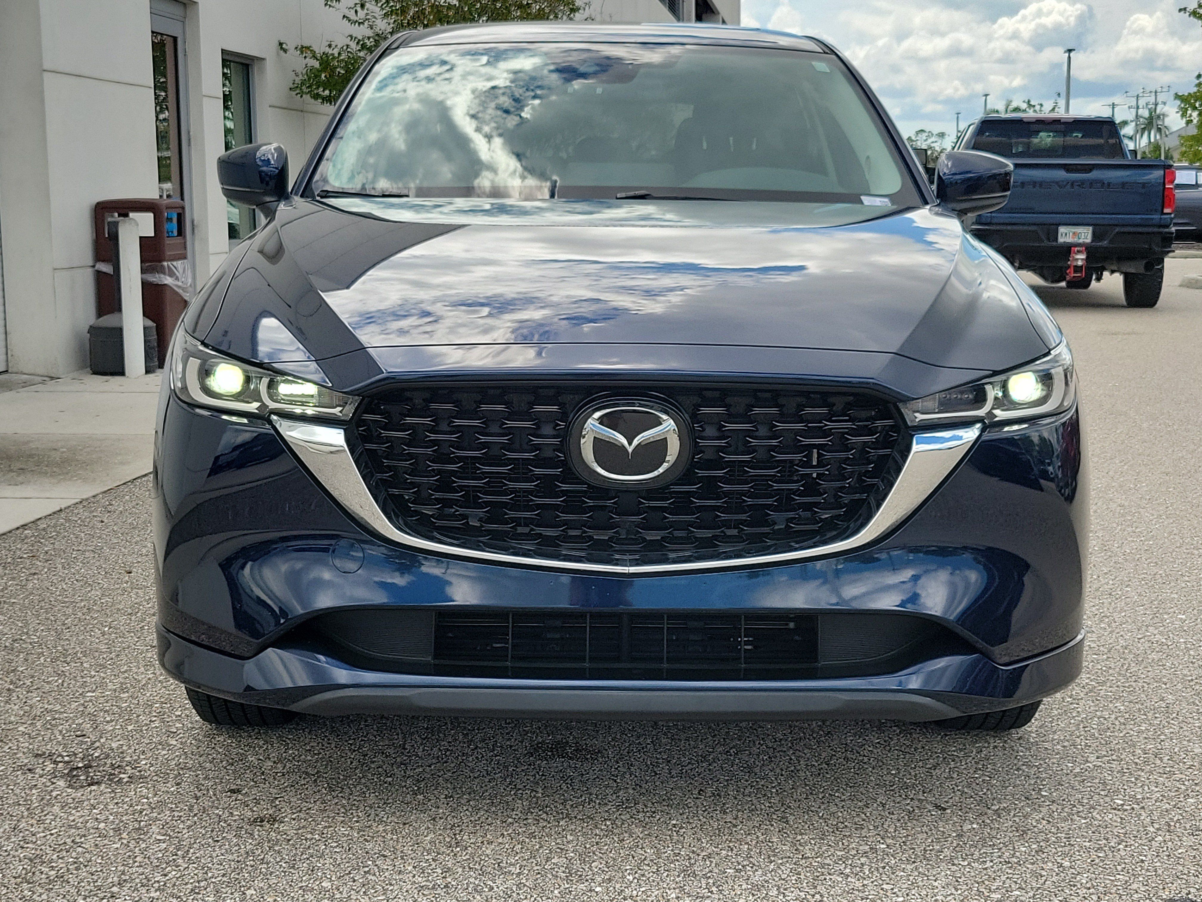 Used 2024 MAZDA CX-5 AWD 2.5 S w/ Preferred Package image 2