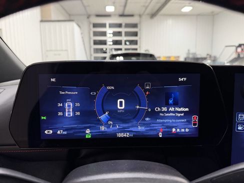 Used 2024 Chevrolet Blazer EV RS image 30