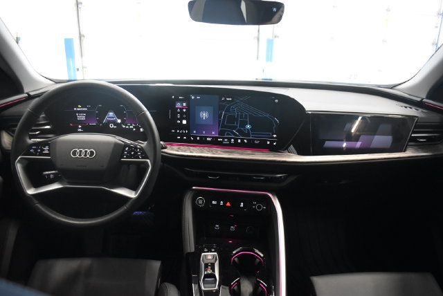 Used 2025 Audi Q5 Prestige AWD/4WD image 5