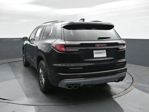Used 2025 GMC Acadia Elevation image 5