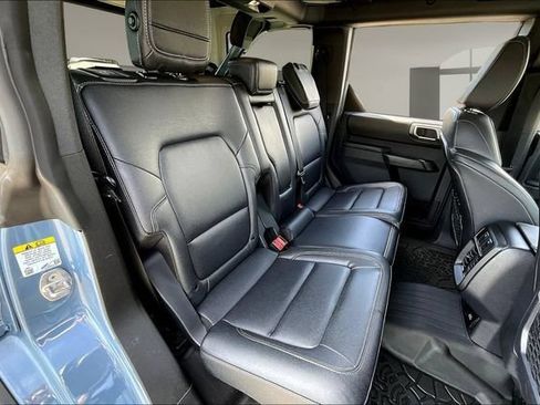 Used 2025 Ford Bronco Badlands AWD/4WD image 15