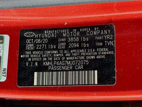 Used 2021 Hyundai Elantra Limited image 38