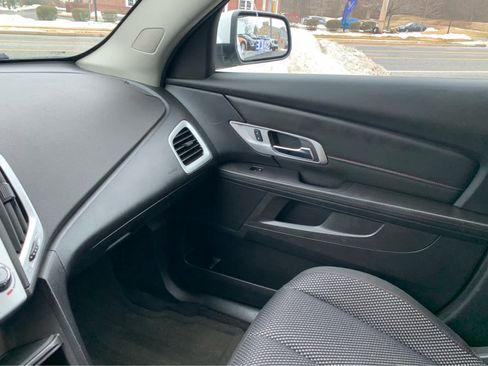 Used 2016 GMC Terrain SLE image 21