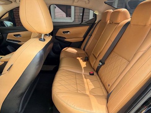 Used 2020 Nissan Sentra SV w/ SV Premium Package FWD image 10