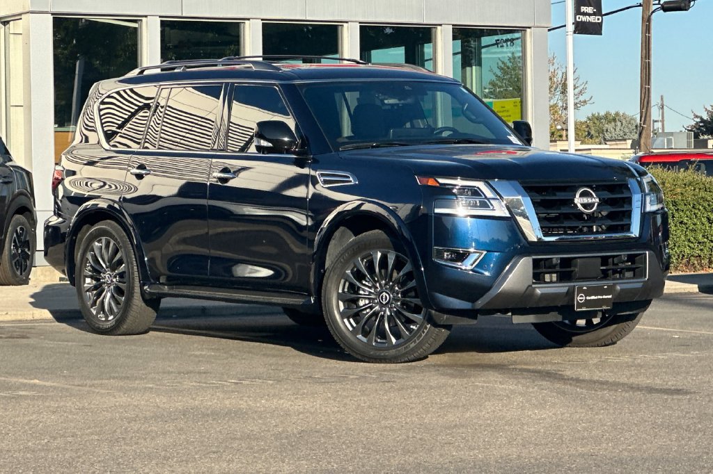 Used 2024 Nissan Armada Platinum w/ Captain's Chairs Package AWD/4WD image 2